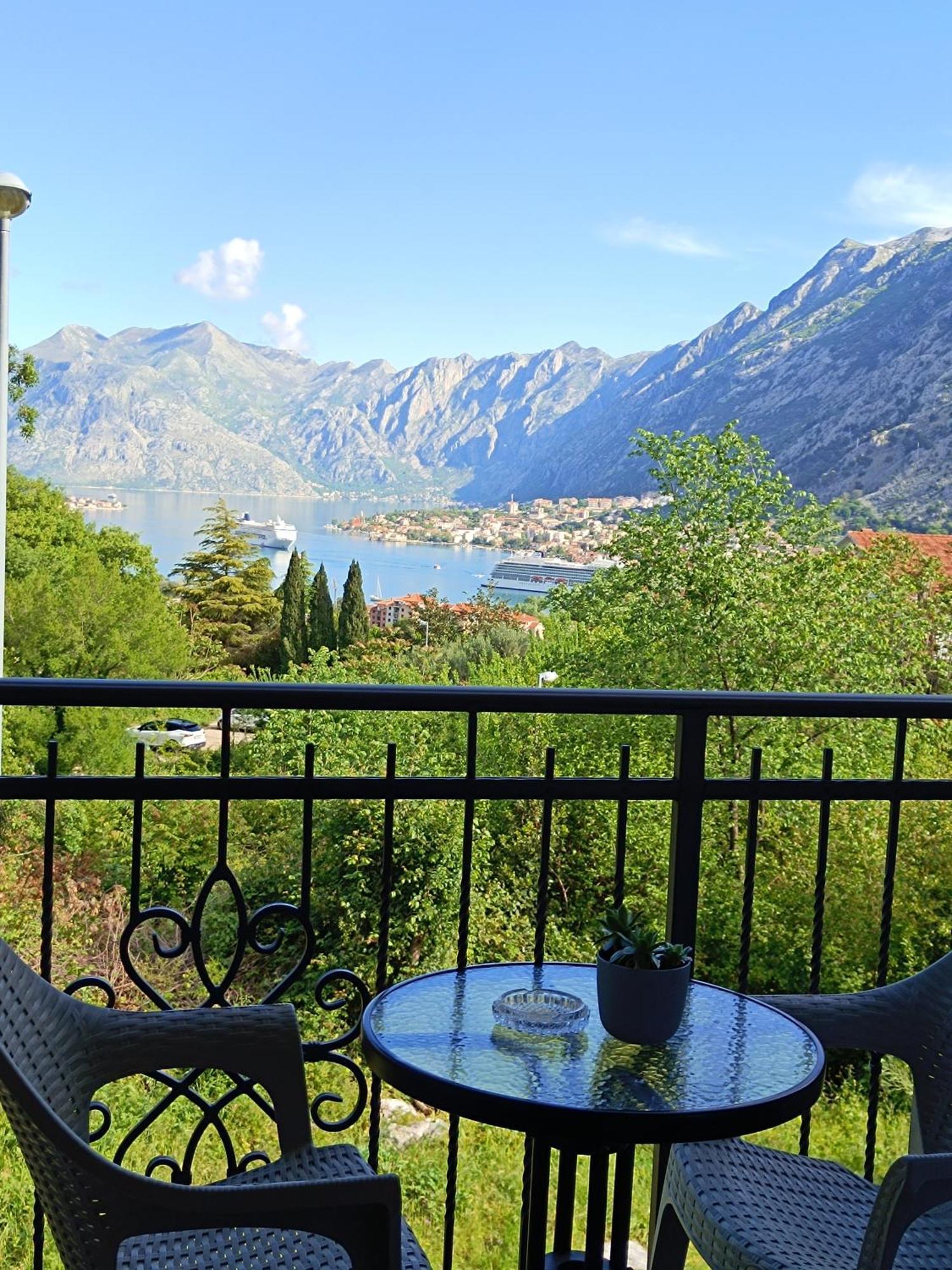 Radgost Kotor Apartments 외부 사진