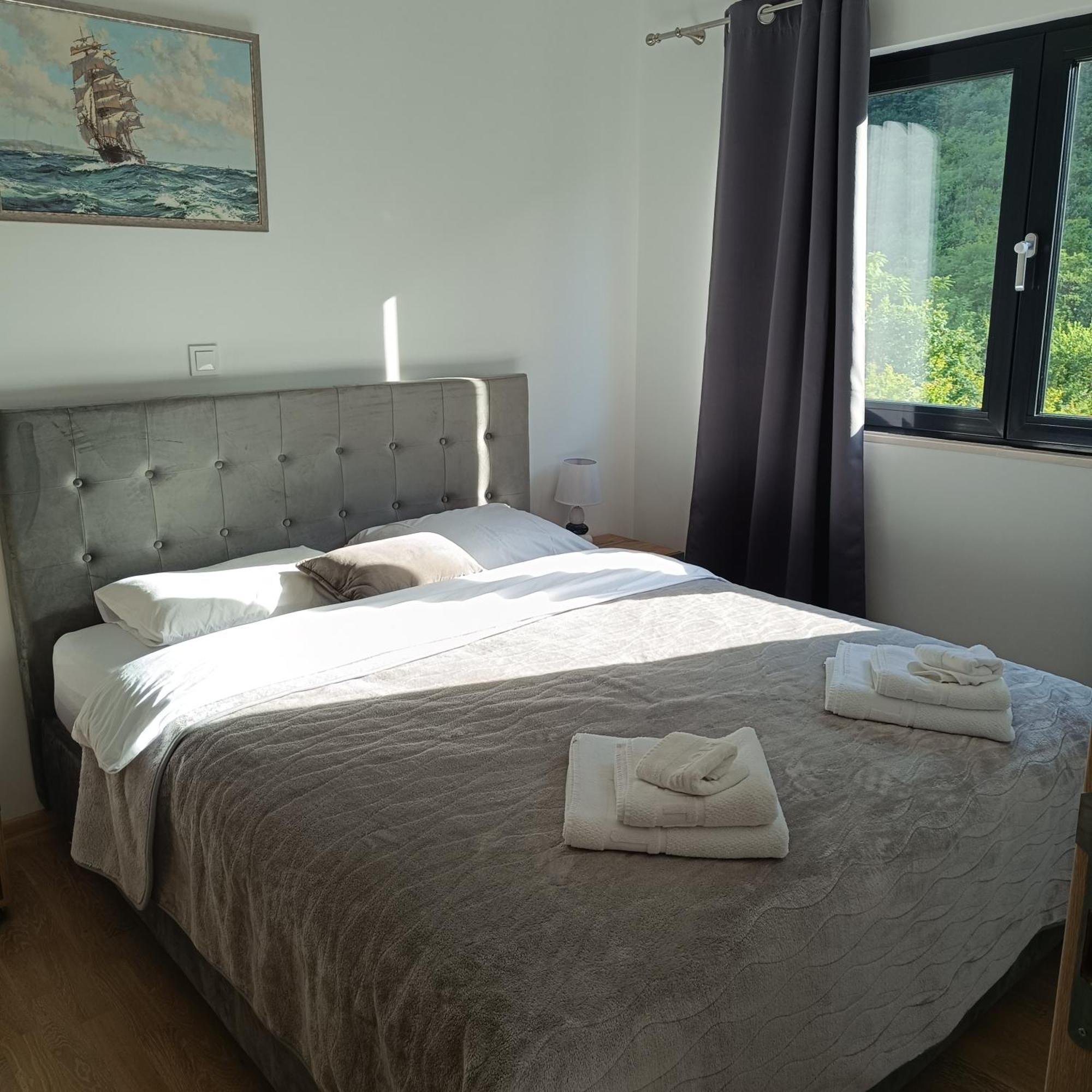 Radgost Kotor Apartments 외부 사진