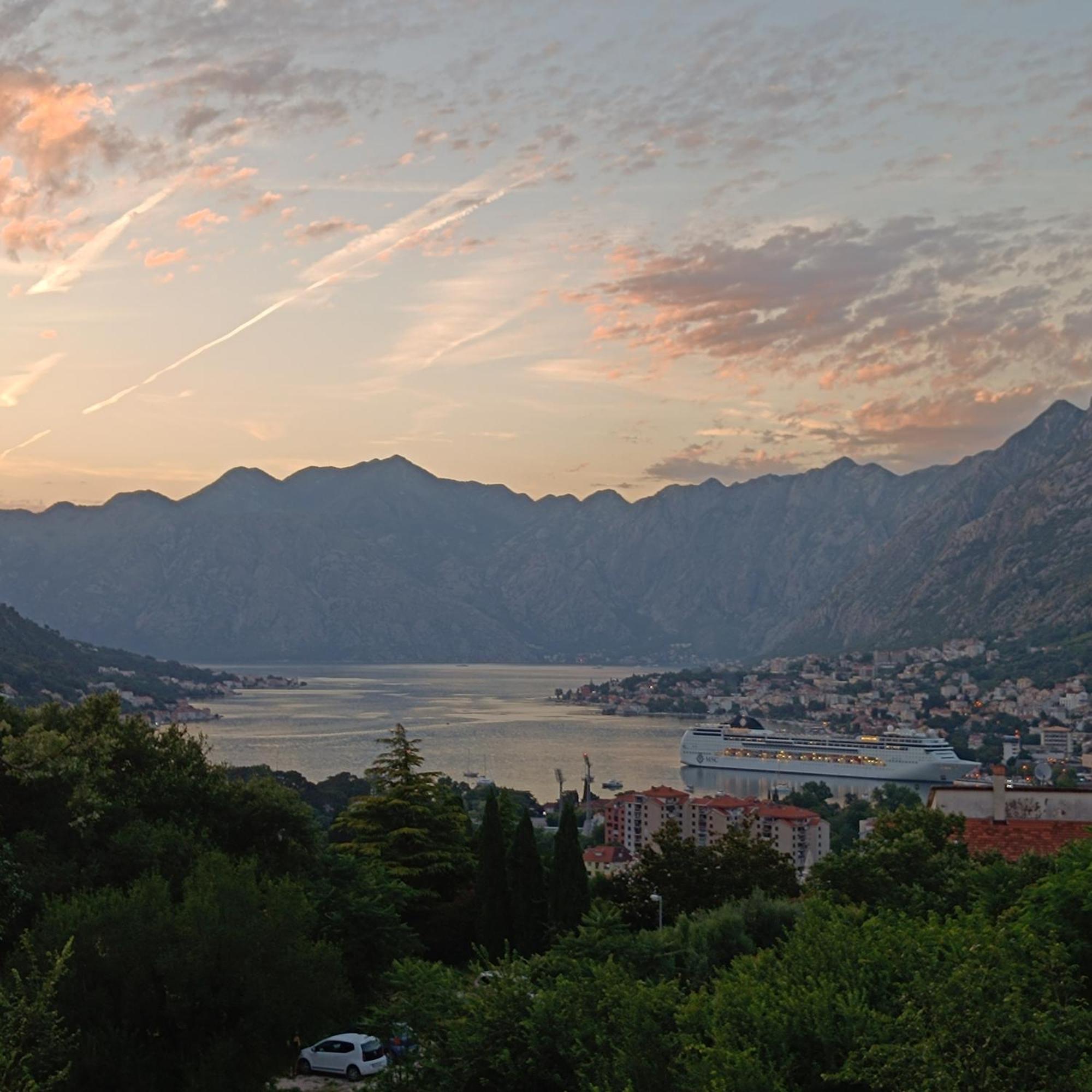 Radgost Kotor Apartments 외부 사진