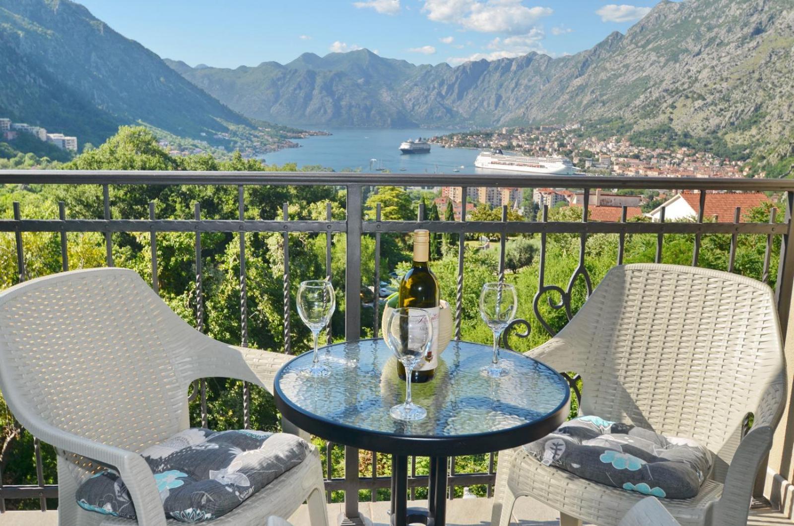 Radgost Kotor Apartments 외부 사진